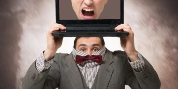 Guía Paso a Paso para Optimizar tu Internet con DNS en España - Cover Image
